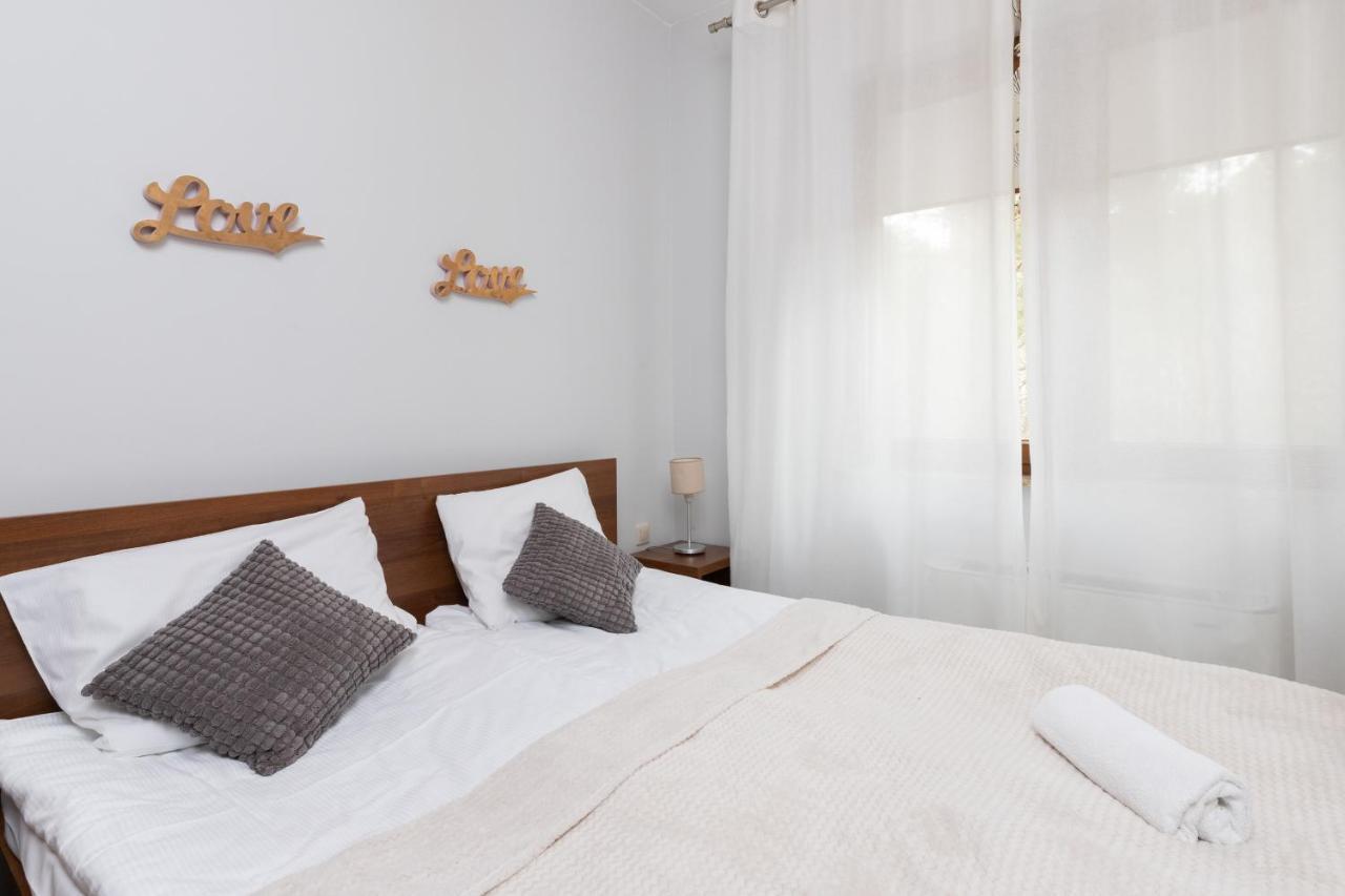 Villa 4 Pory Roku By Noclegi Renters Jastrzebia Gora Ngoại thất bức ảnh