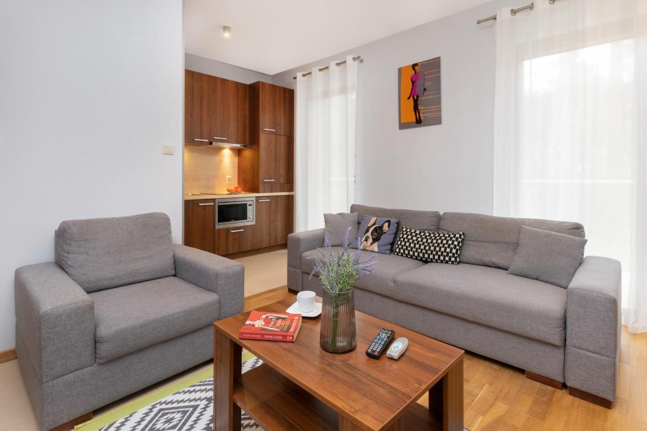 Villa 4 Pory Roku By Noclegi Renters Jastrzebia Gora Ngoại thất bức ảnh
